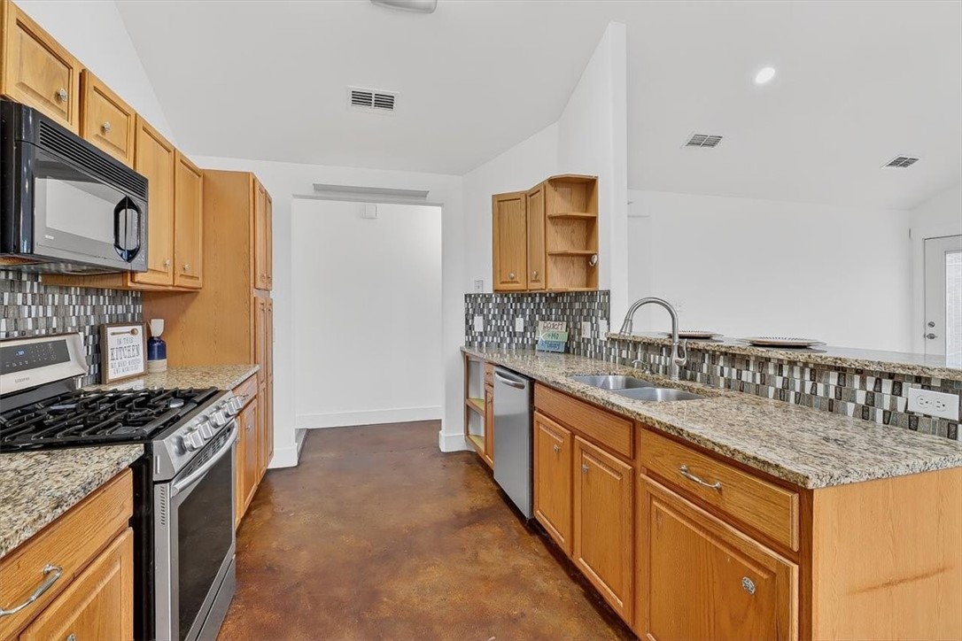 730 La Ronda Ct Property Photo 6