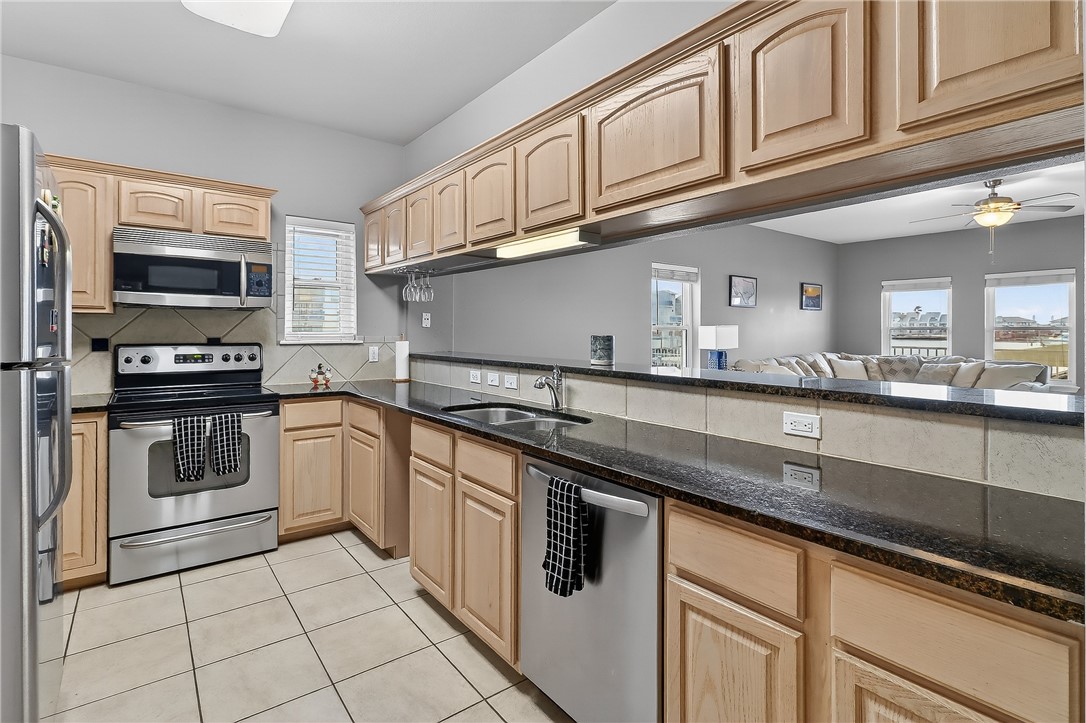 14427 Compass St A6 Property Photo 7