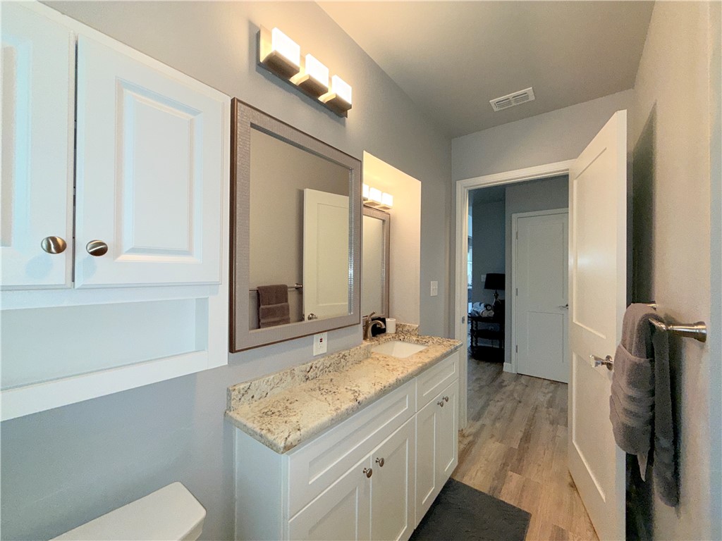 455 Louisiana Ave Property Photo 24