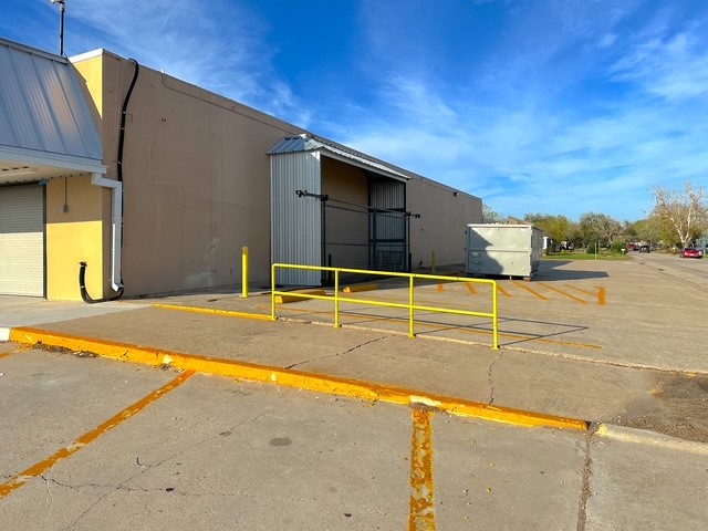 616 Us Highway 181 Property Photo 22