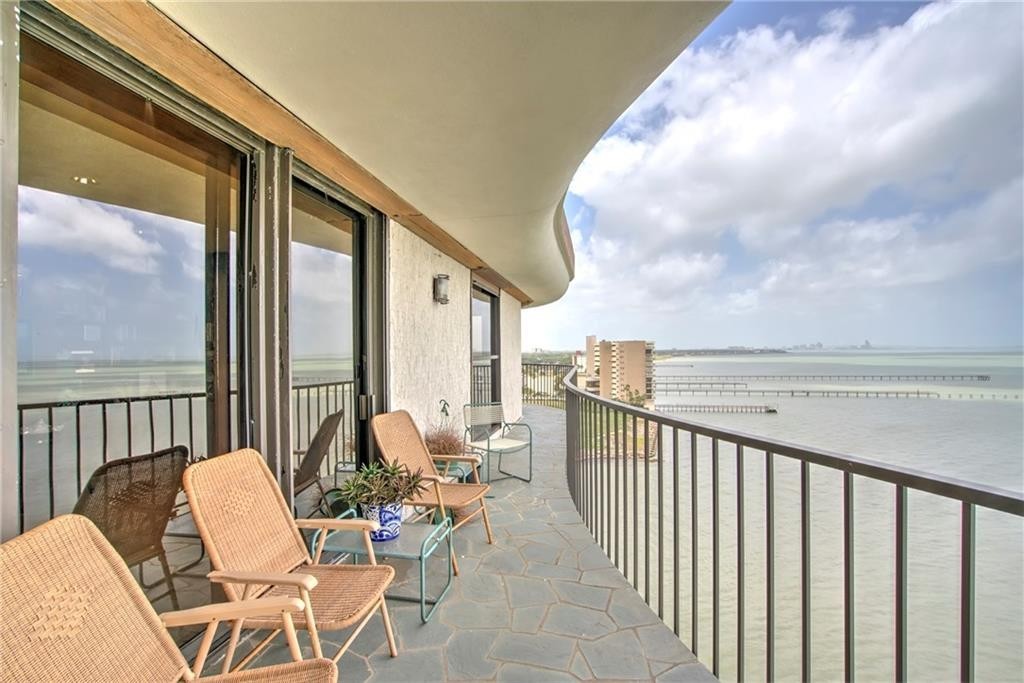 4500 Ocean Dr 9a Property Photo 24