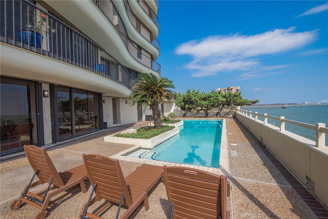 4500 Ocean Dr 9a Property Photo 26