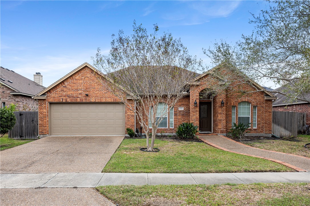 7514 Cannes Dr Property Photo 1