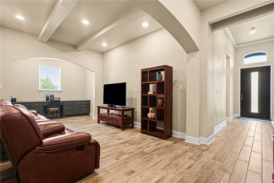27103 Coltens Canyon Property Photo 11