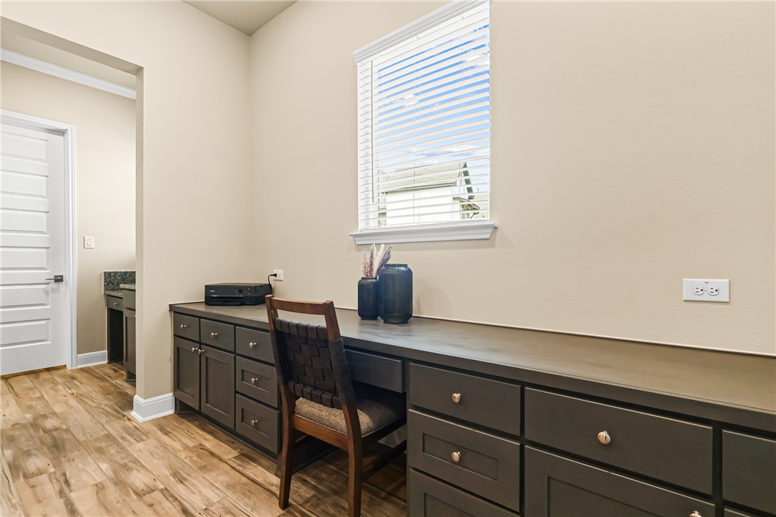 27103 Coltens Canyon Property Photo 12