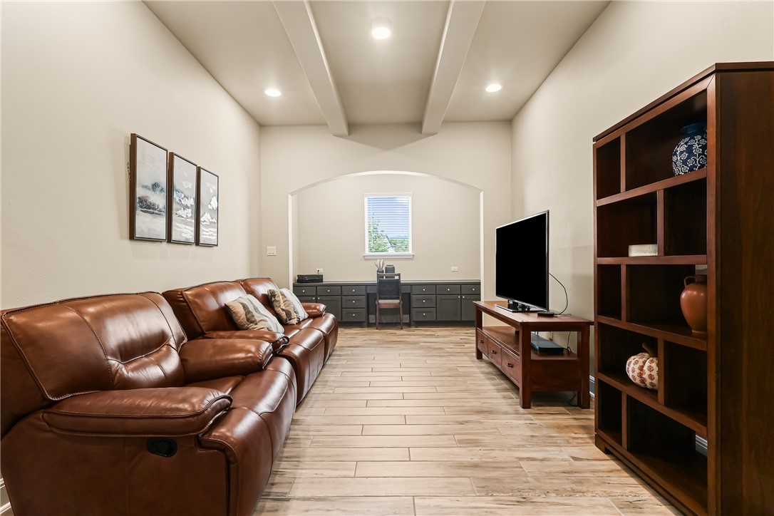 27103 Coltens Canyon Property Photo 13