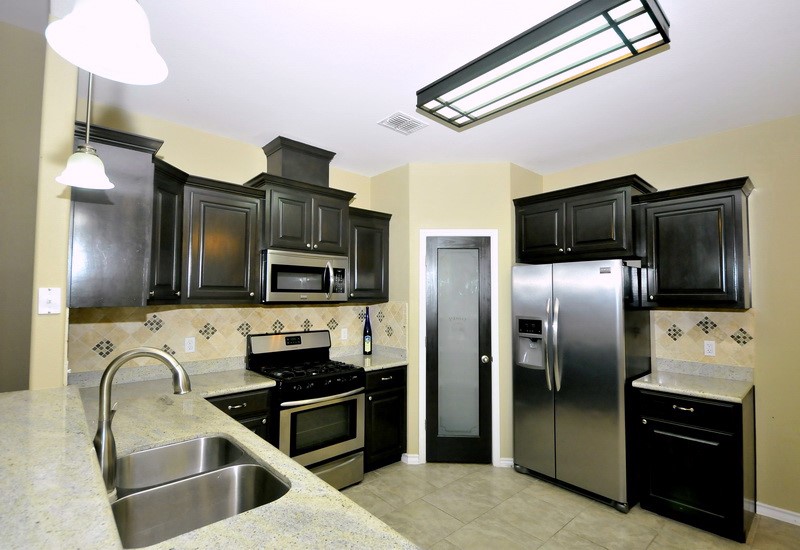 15609 Escapade St Property Photo 6