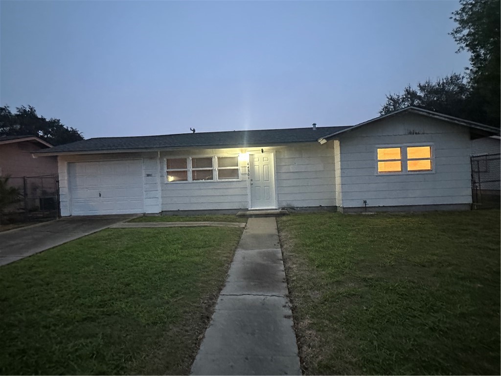 4430 Sherwood Dr Property Photo 1
