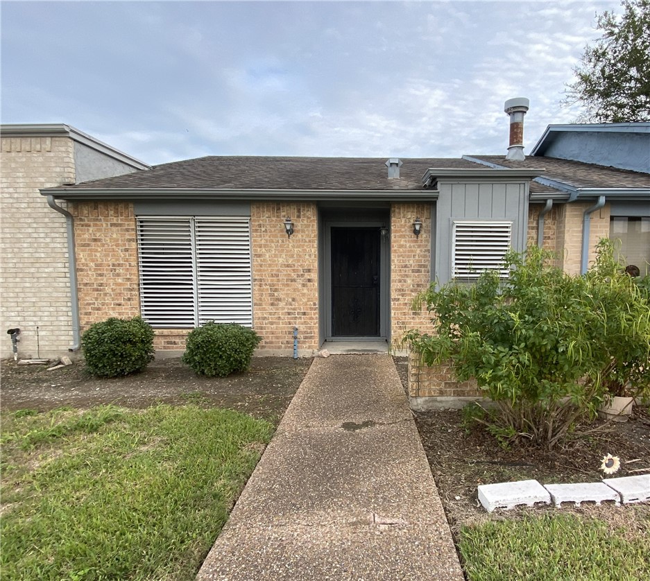 7201 Sparkle Sea Dr E Property Photo 2