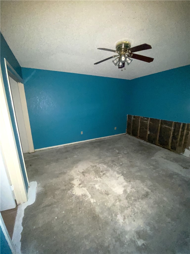 7201 Sparkle Sea Dr E Property Photo 6