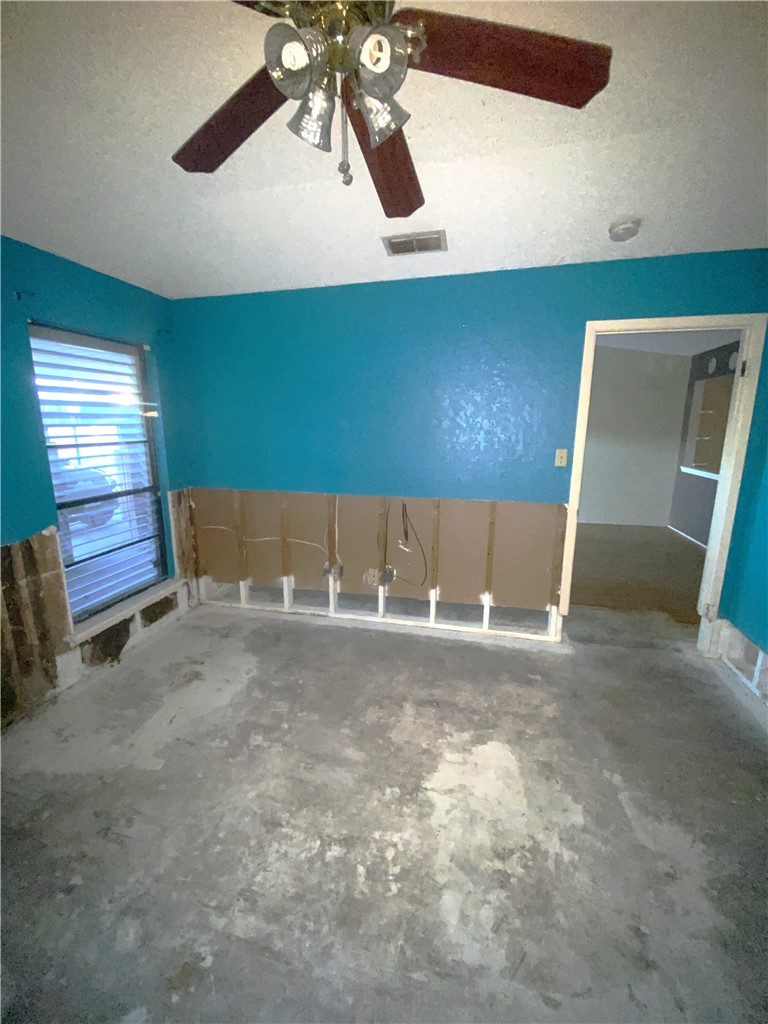 7201 Sparkle Sea Dr E Property Photo 8