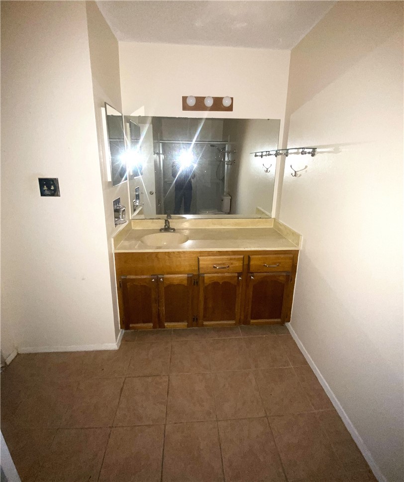 7201 Sparkle Sea Dr E Property Photo 11