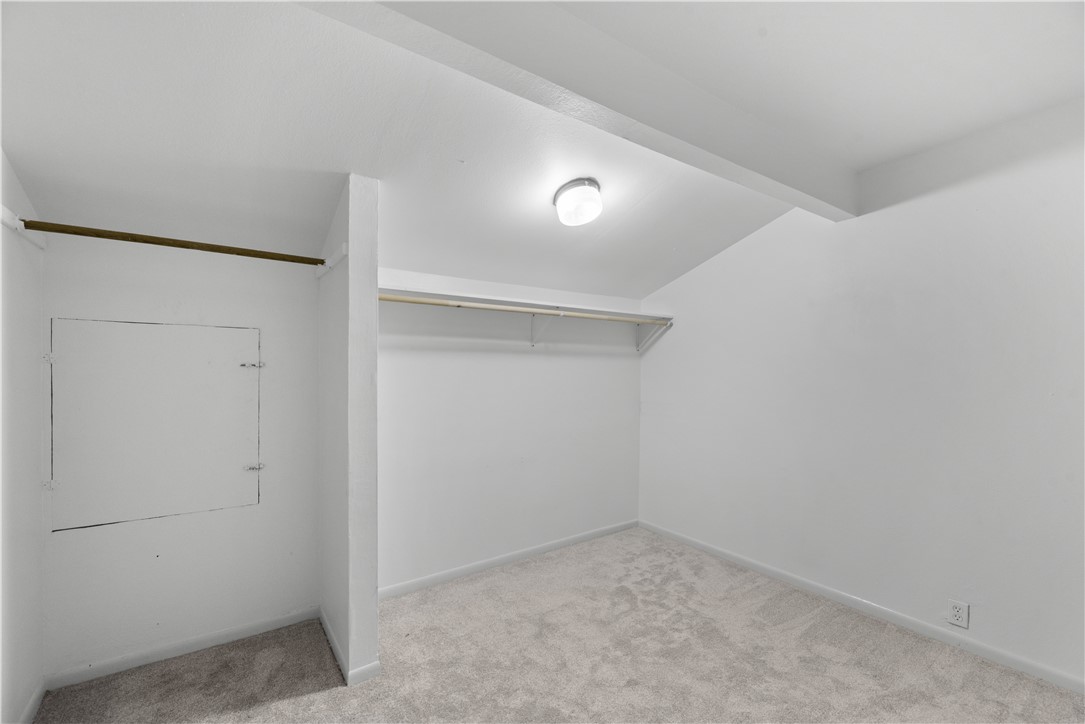 8101 Barrogate Dr Property Photo 17