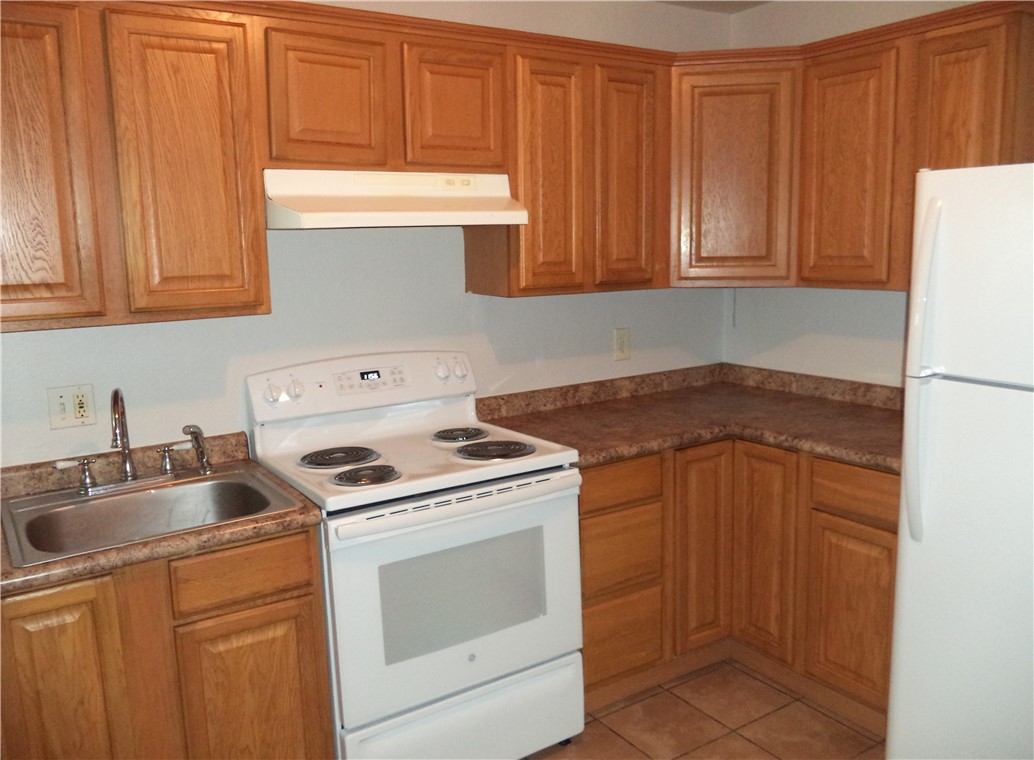 1310 W Broadway Ave Property Photo 2