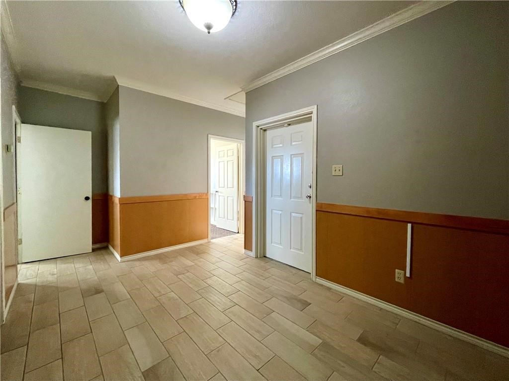 6000 S Staples St C-4 Property Photo 11