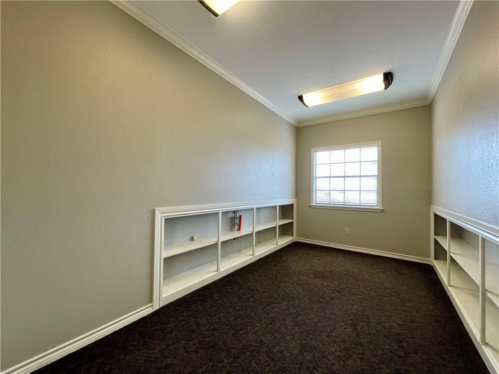 6000 S Staples St C-4 Property Photo 16