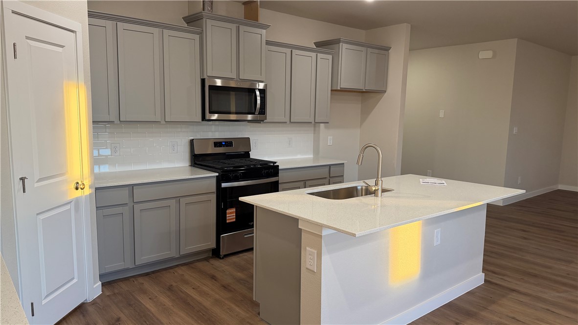 3542 Sepehr Lake Dr Property Photo 3
