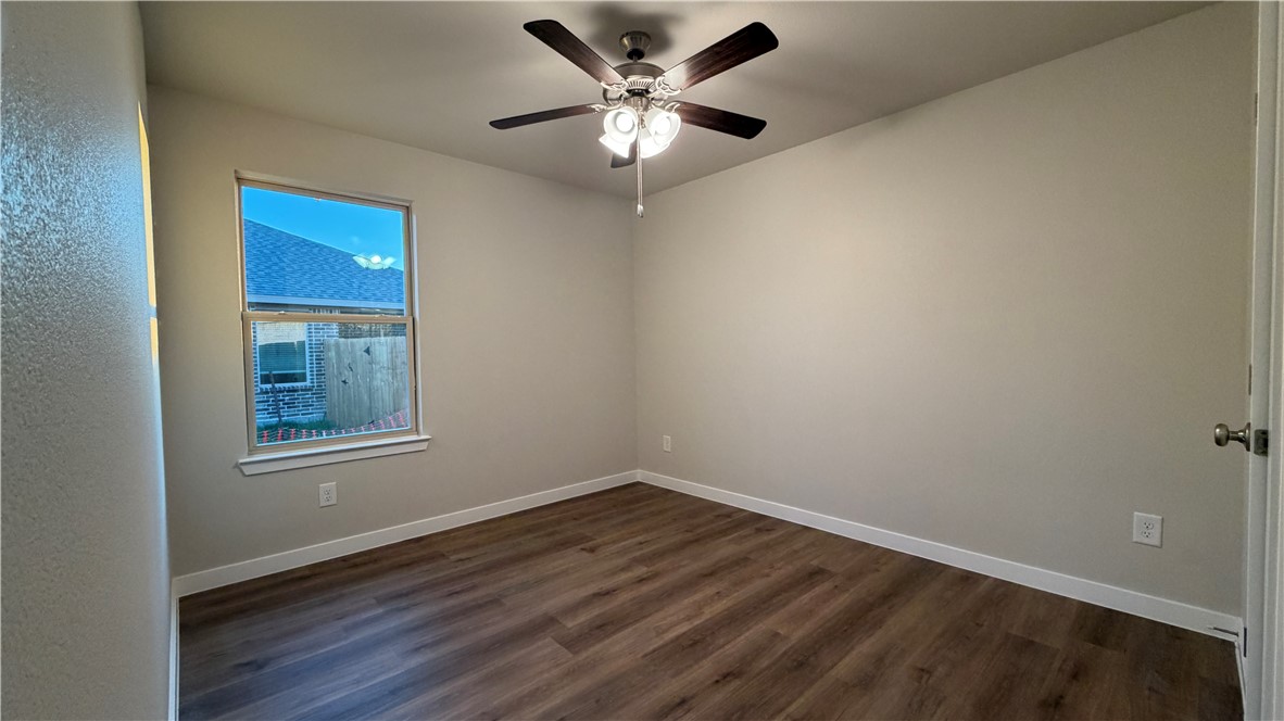 3542 Sepehr Lake Dr Property Photo 15