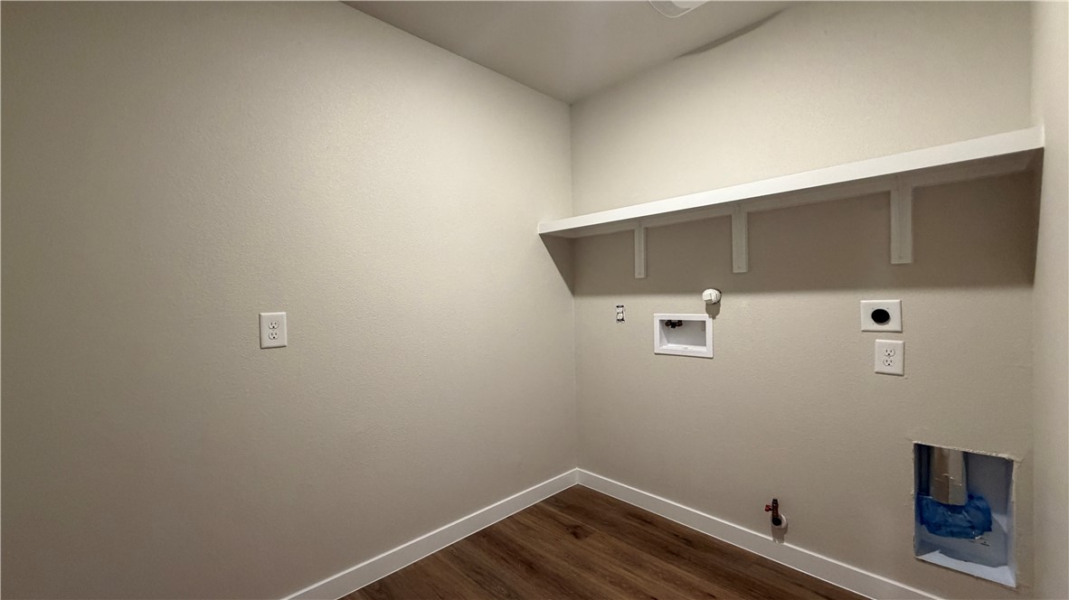 3542 Sepehr Lake Dr Property Photo 16