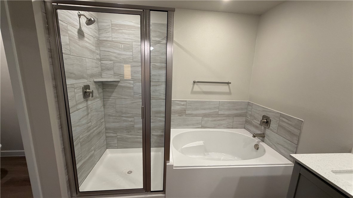 3542 Sepehr Lake Dr Property Photo 20