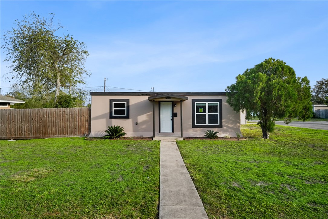 3826 Willow St Property Photo 1