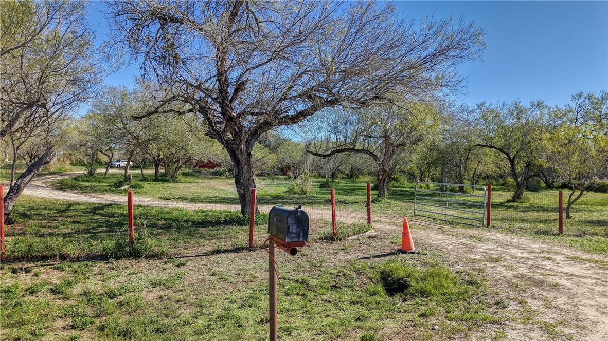 5730 Mockingbird Property Photo 1