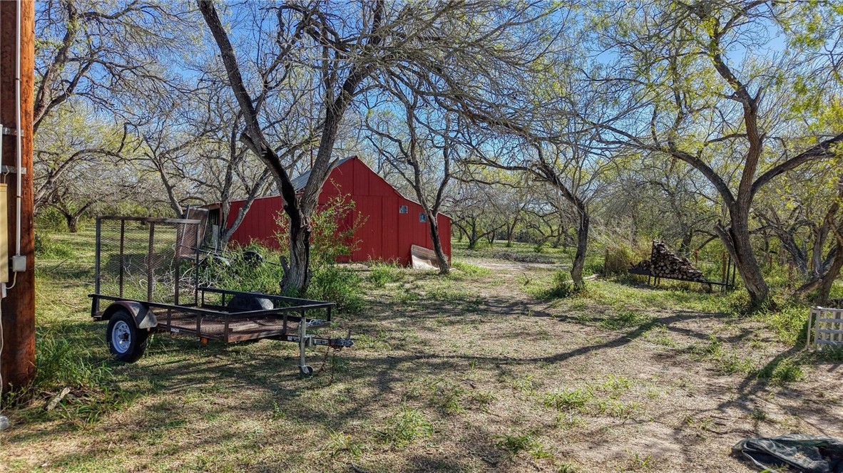 5730 Mockingbird Property Photo 4