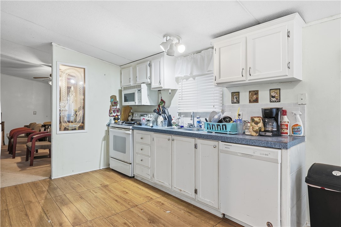 5730 Mockingbird Property Photo 19