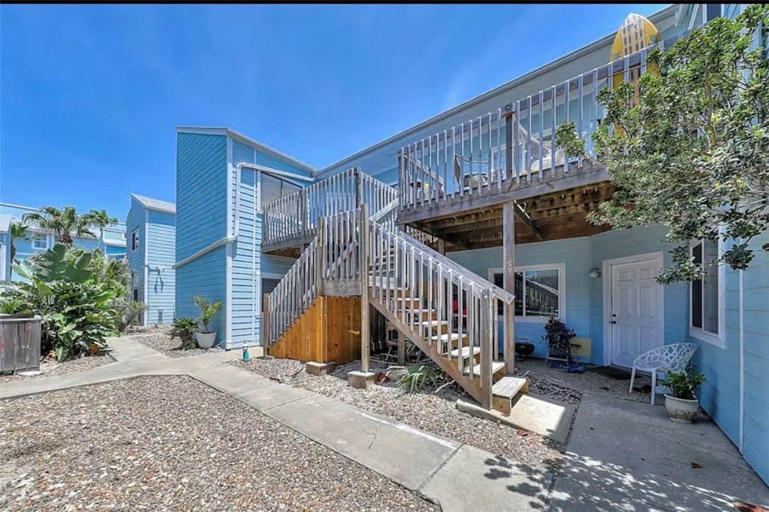 15010 Leeward Dr 207 Property Photo 1