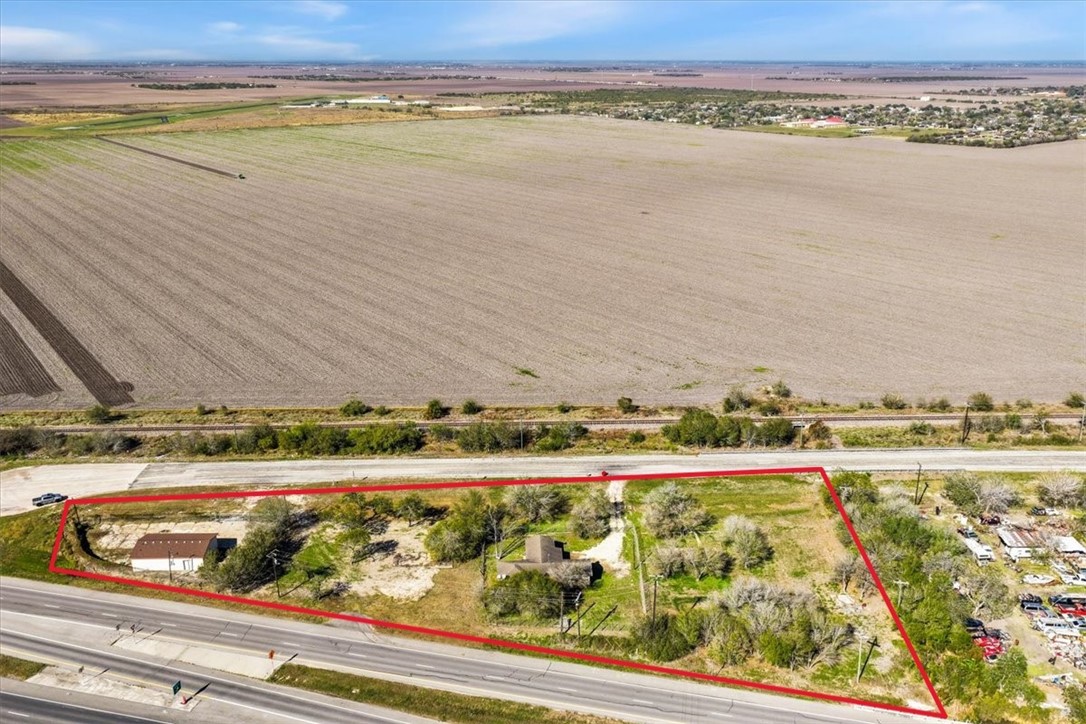 110 S Us Hwy 77 Property Photo 13