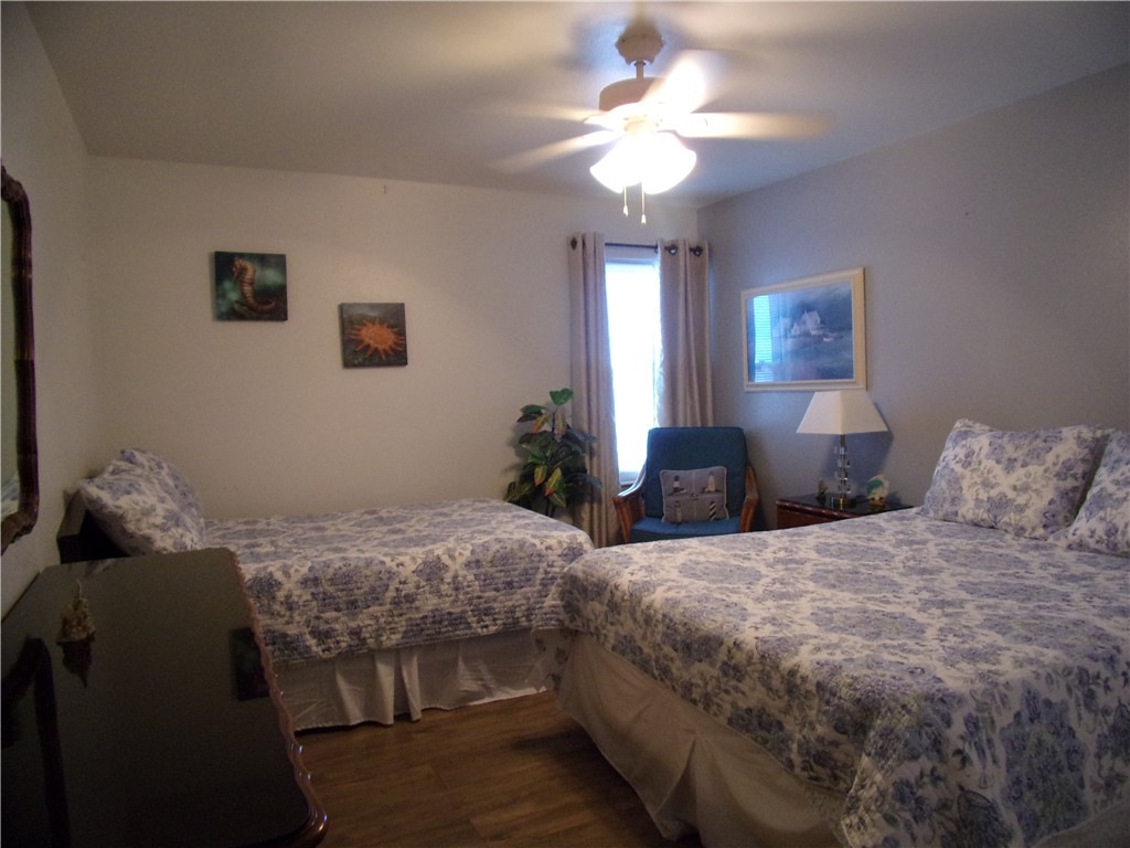 15005 Windward Dr 211 Property Photo 37