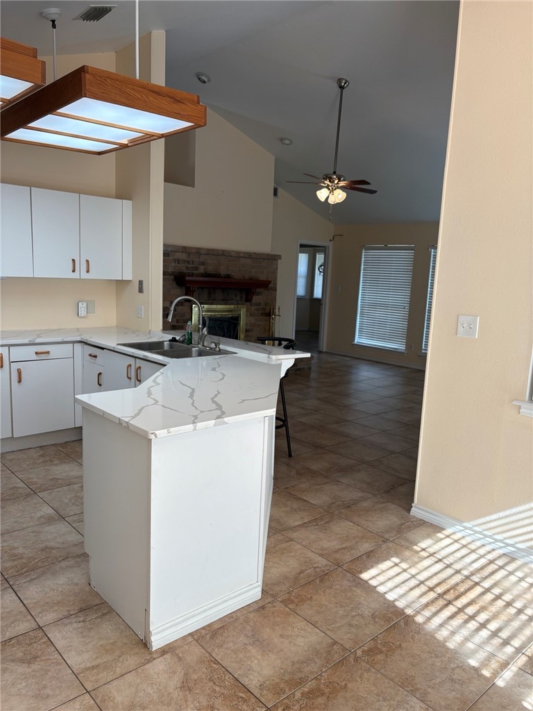 210 Oak Bay St 1102 Property Photo 10