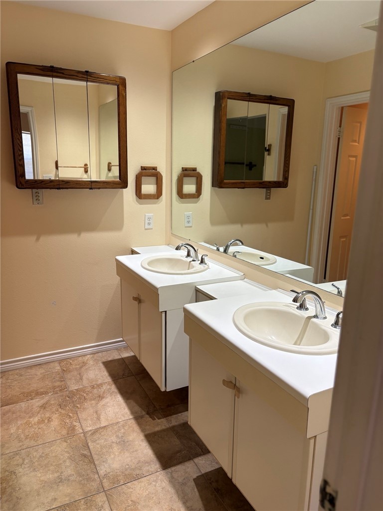 210 Oak Bay St 1102 Property Photo 19