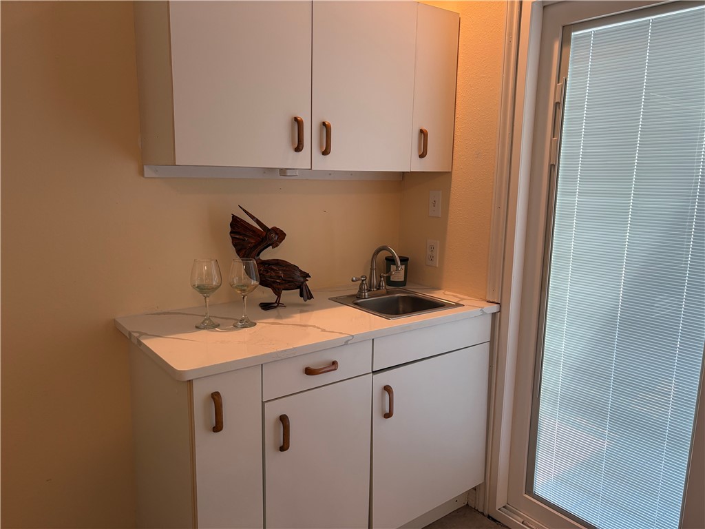 210 Oak Bay St 1102 Property Photo 30