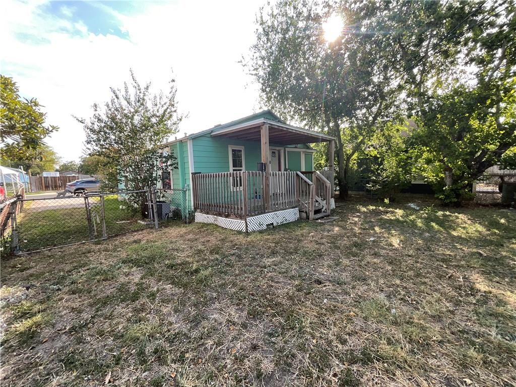 2806 Guadalupe Property Photo 15