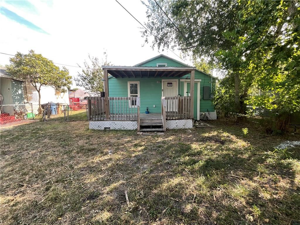 2806 Guadalupe Property Photo 16