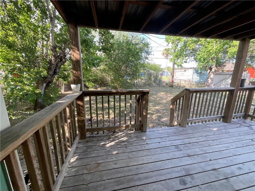 2806 Guadalupe Property Photo 17