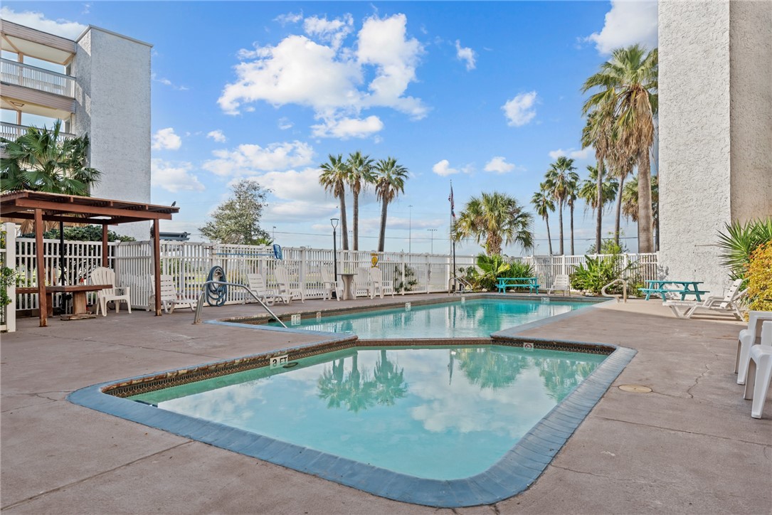 3938 Surfside Blvd 2236 Property Photo 19