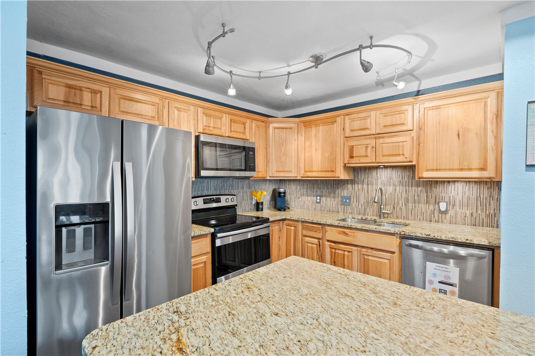 6275 State Highway 361 102 Property Photo 3