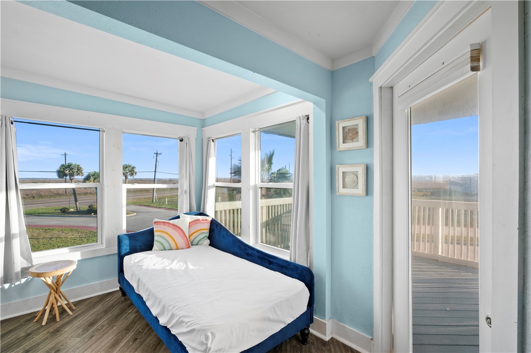 6275 State Highway 361 102 Property Photo 9
