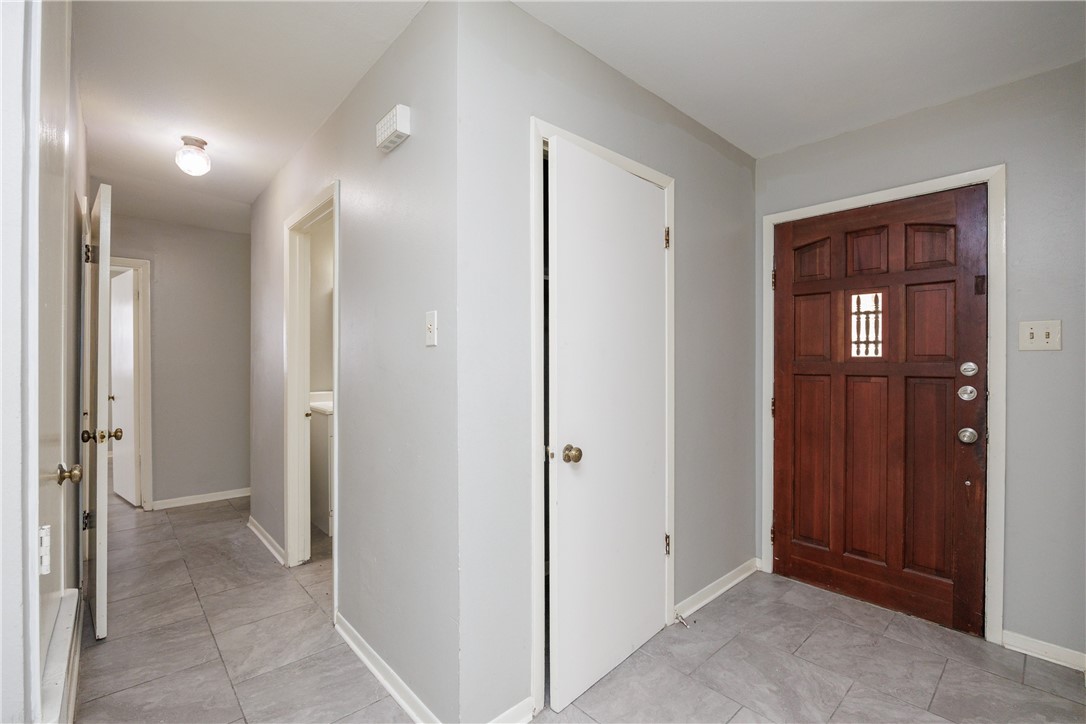 207 Blanco Dr Property Photo 5