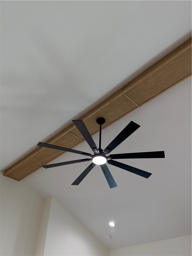 4106 Latitude Property Photo 8