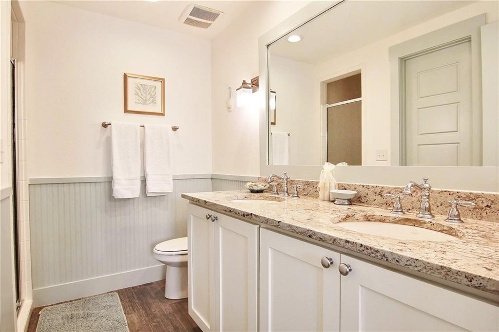 160 Social Cir 2-102 Property Photo 9
