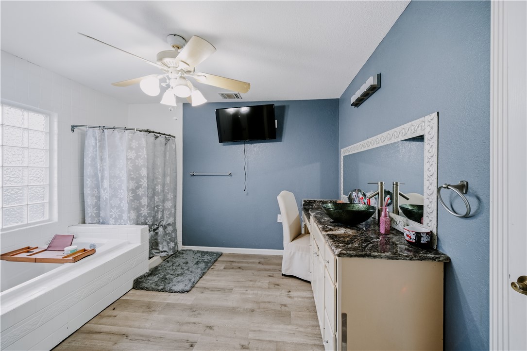2369 Fm 892 Property Photo 14