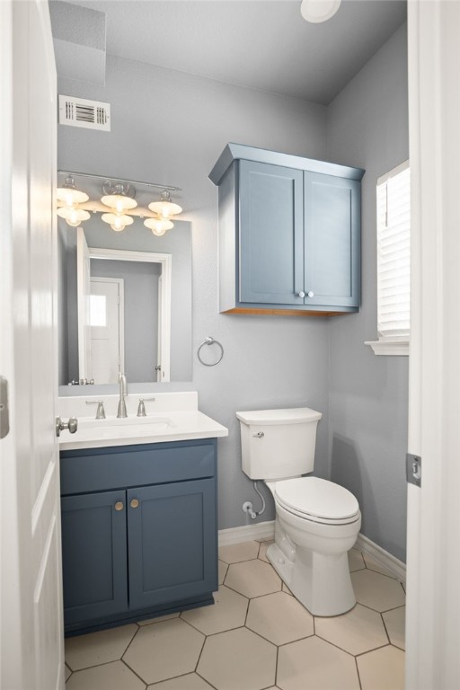 15217 Windward Dr 401 Property Photo 9