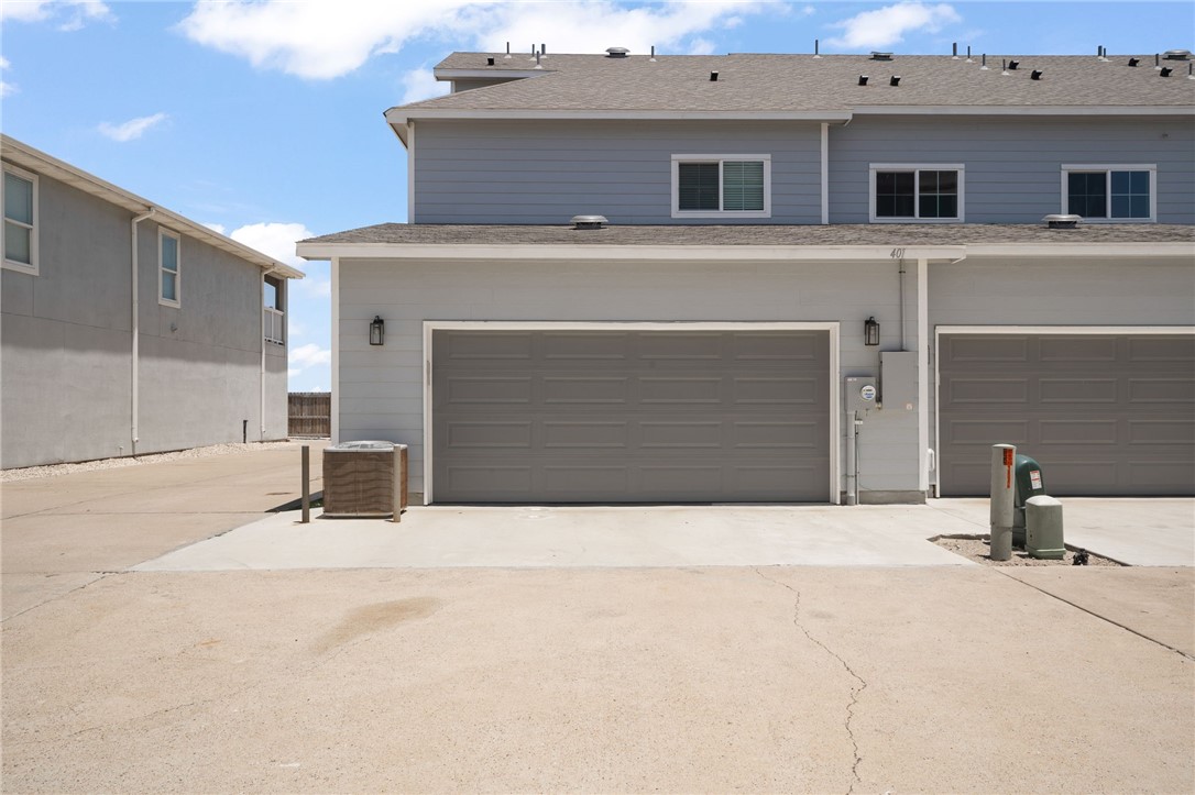 15217 Windward Dr 401 Property Photo 30