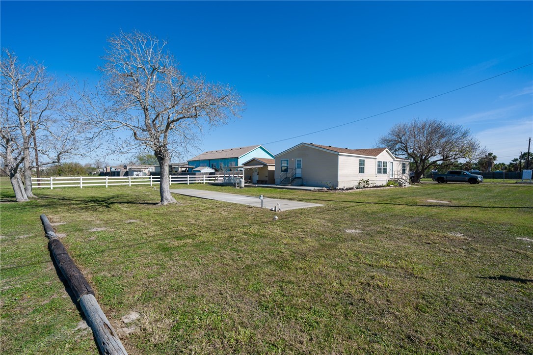 2222 Demory Lane Property Photo 3