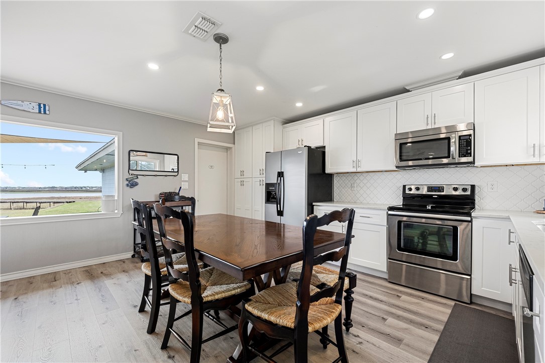140 Zenna Dr Property Photo 12
