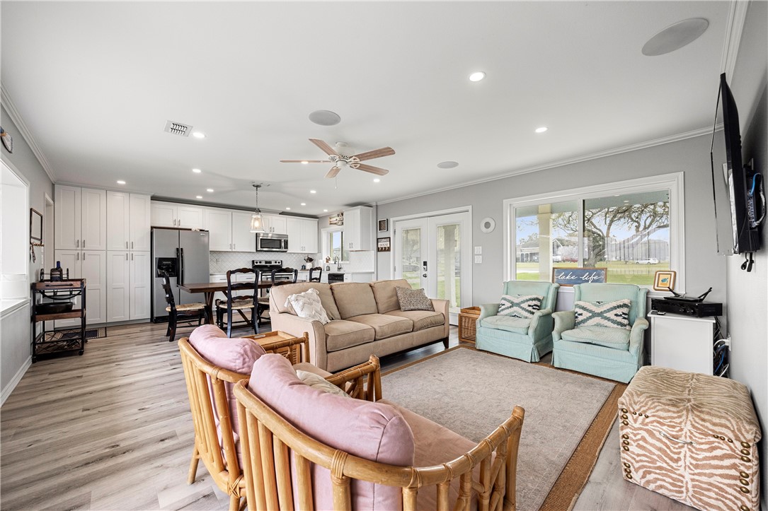 140 Zenna Dr Property Photo 18