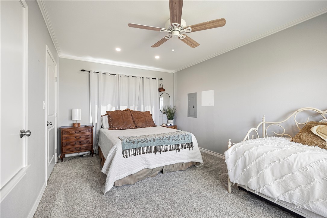 140 Zenna Dr Property Photo 21